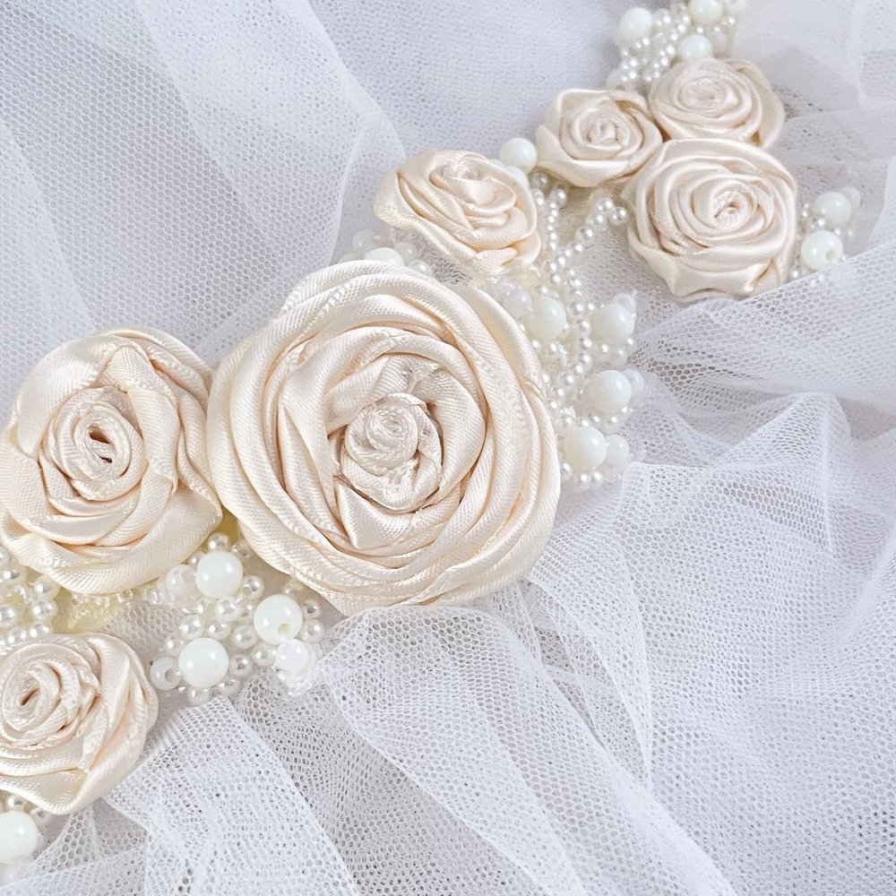 "Forever" Floral Veil - Picture 2 of 2